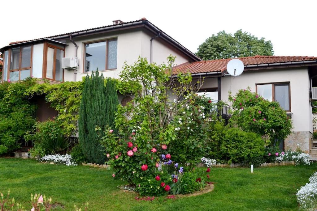 Sea & Garden Villa Varna Exterior foto